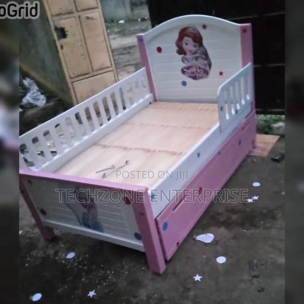 Princess-Themed Toddler 3*6 Bed With Under-Bed Storage Drawer