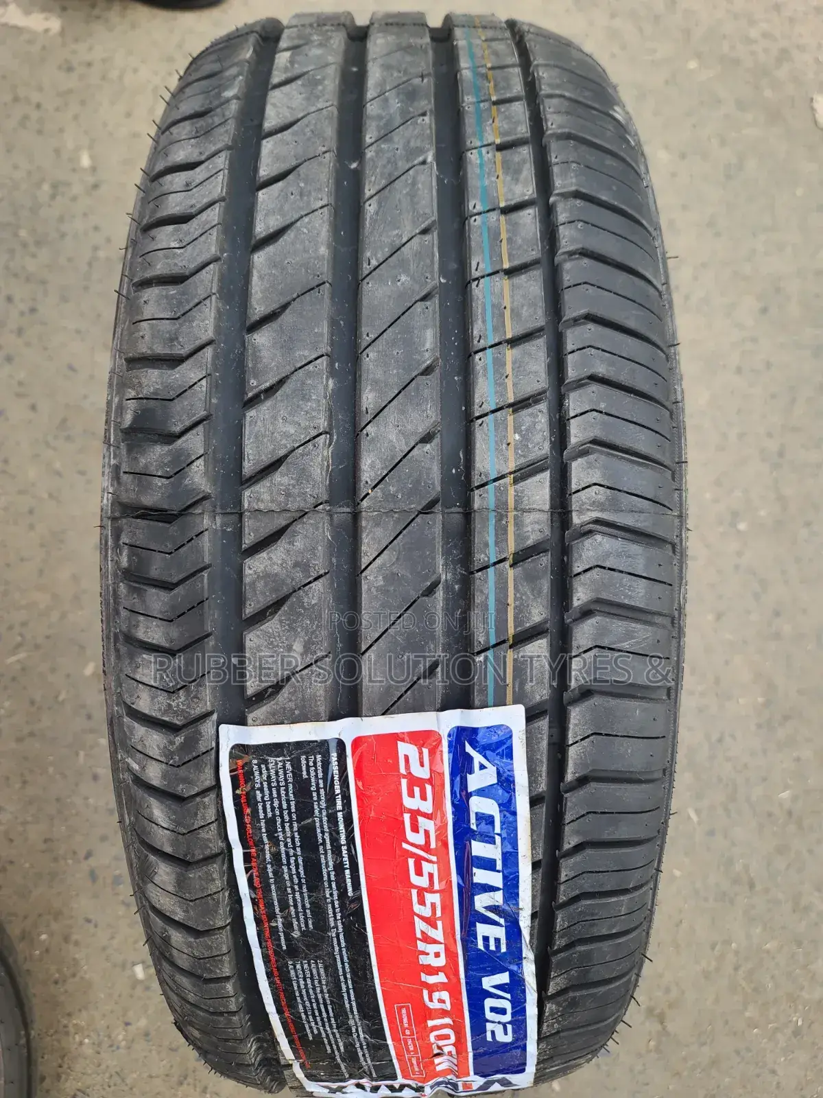 235/55 R19 Vinmax Tyres 105w Active V02