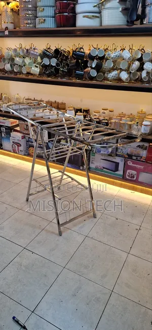 *Movable Foldable/Portable Laundry Drying Rack*