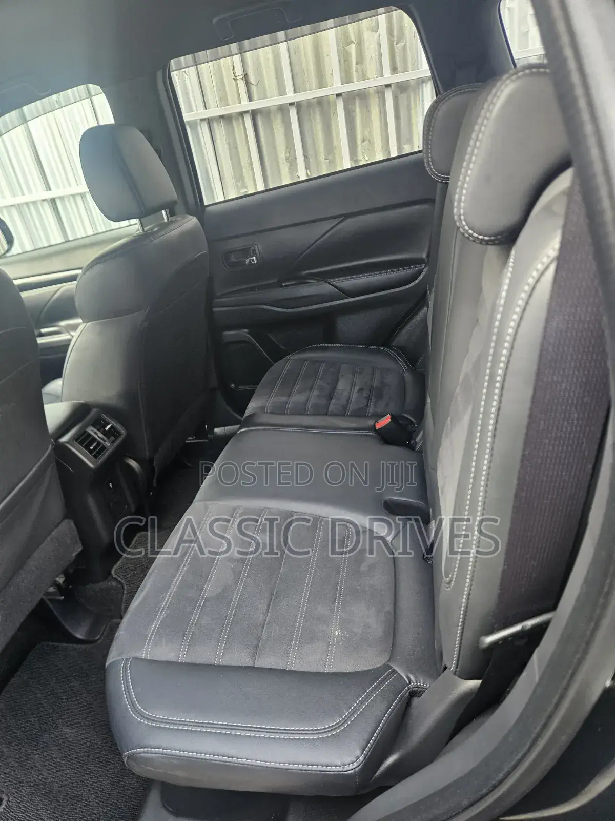 Mitsubishi Outlander 2020 Black