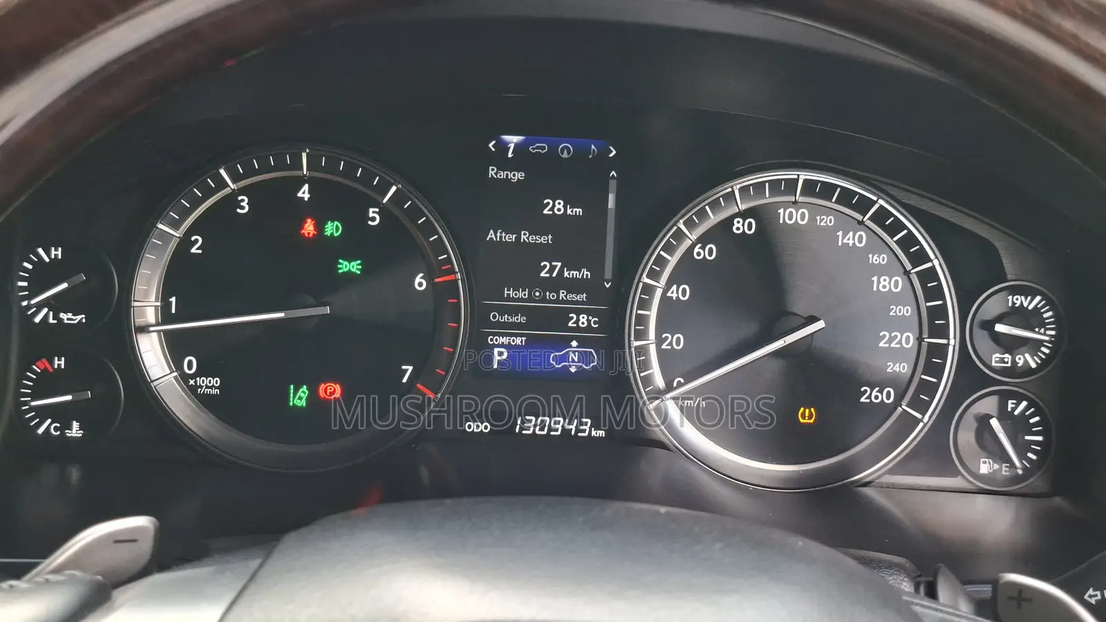 Lexus LX 570 (5 seats) AWD 2015 Black