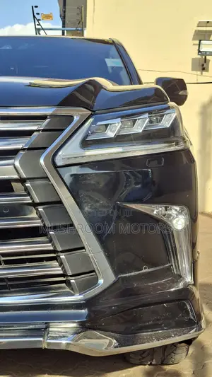 Lexus LX 570 (5 seats) AWD 2015 Black
