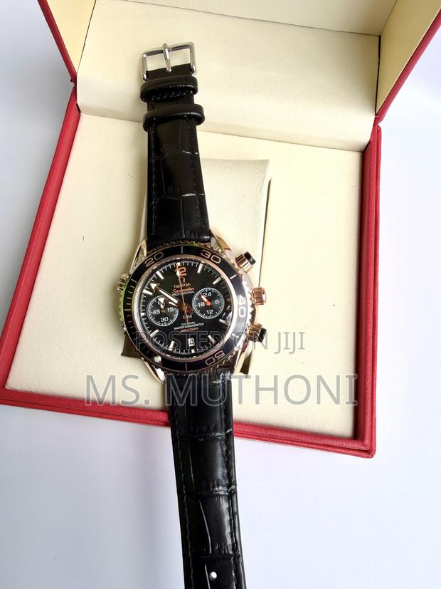 Omega Seamaster Chronograph Watch With Rotating Bezel, Leather Strap - thumbnail 5