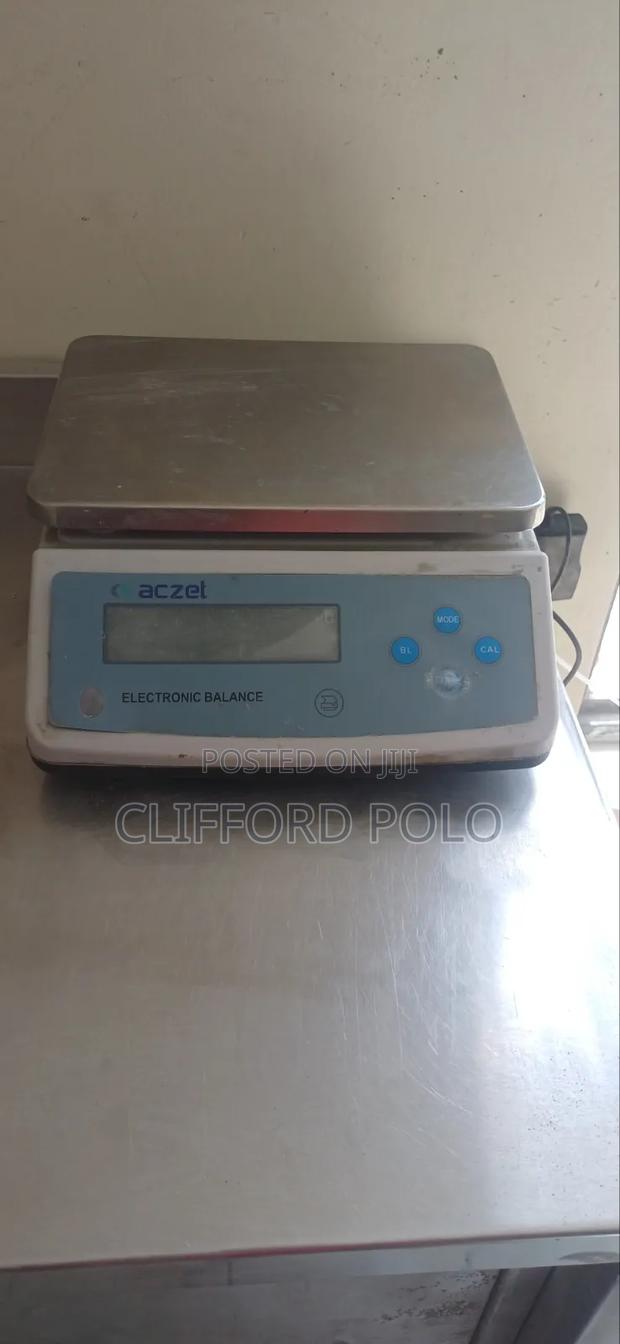 Aczet Weighing Balance 30kgs