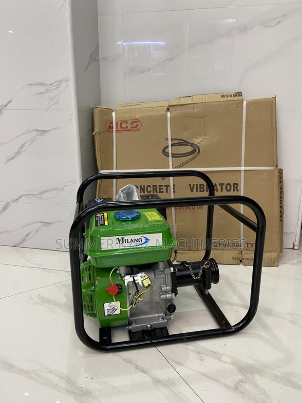 Milano Gasoline-Powered Concrete Vibrator 8hp - thumbnail 2