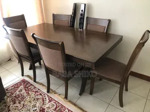 Dinning Table With Six Sit