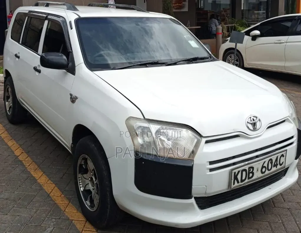 Toyota Succeed SV Premium 2014 White