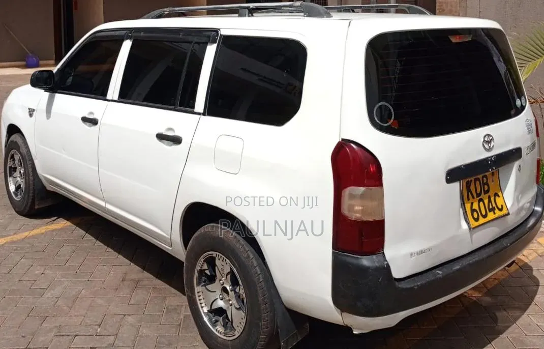 Toyota Succeed SV Premium 2014 White