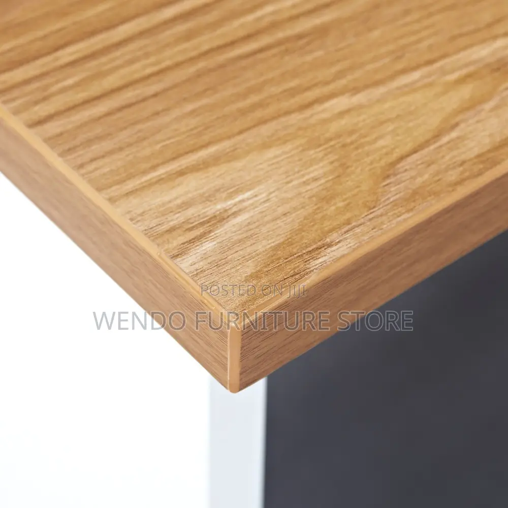 Office Desk : Modern 1.4-Meter Imported Executive Office Desk