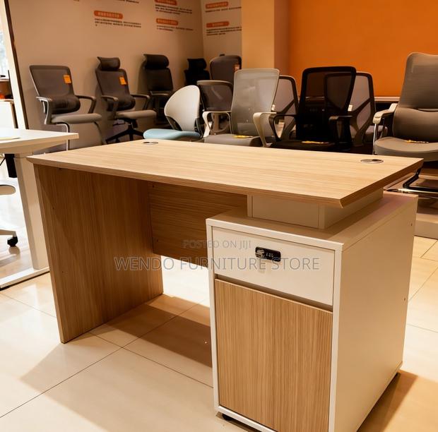 Office Desk : Modern 1.4-Meter Imported Executive Office Desk - thumbnail 9