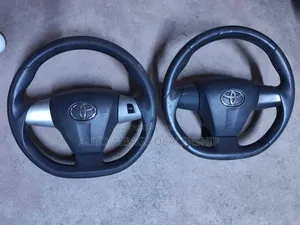 Toyota Vanguard Stearing Wheel.
