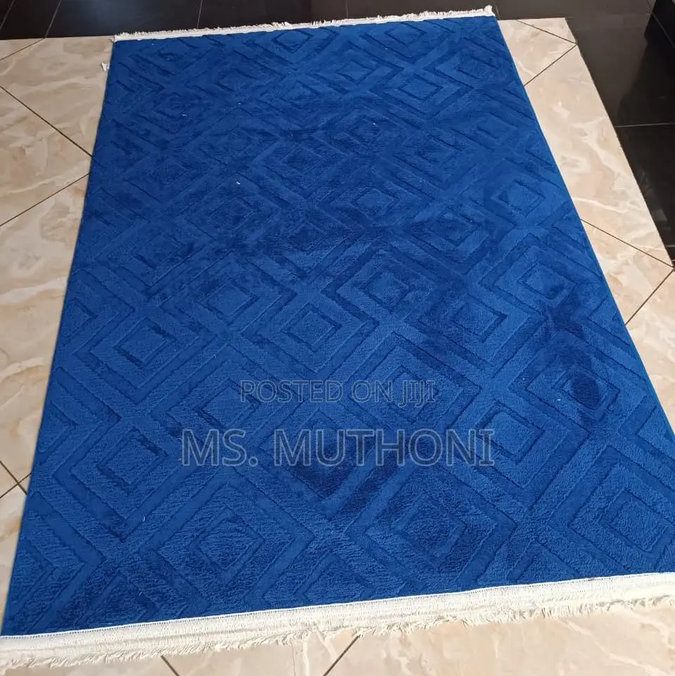 Quality Handmade Wool and Art Silk Area Rugs (5*8)