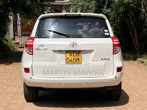 Toyota RAV4 2009 White