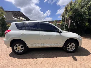 Toyota RAV4 2009 White