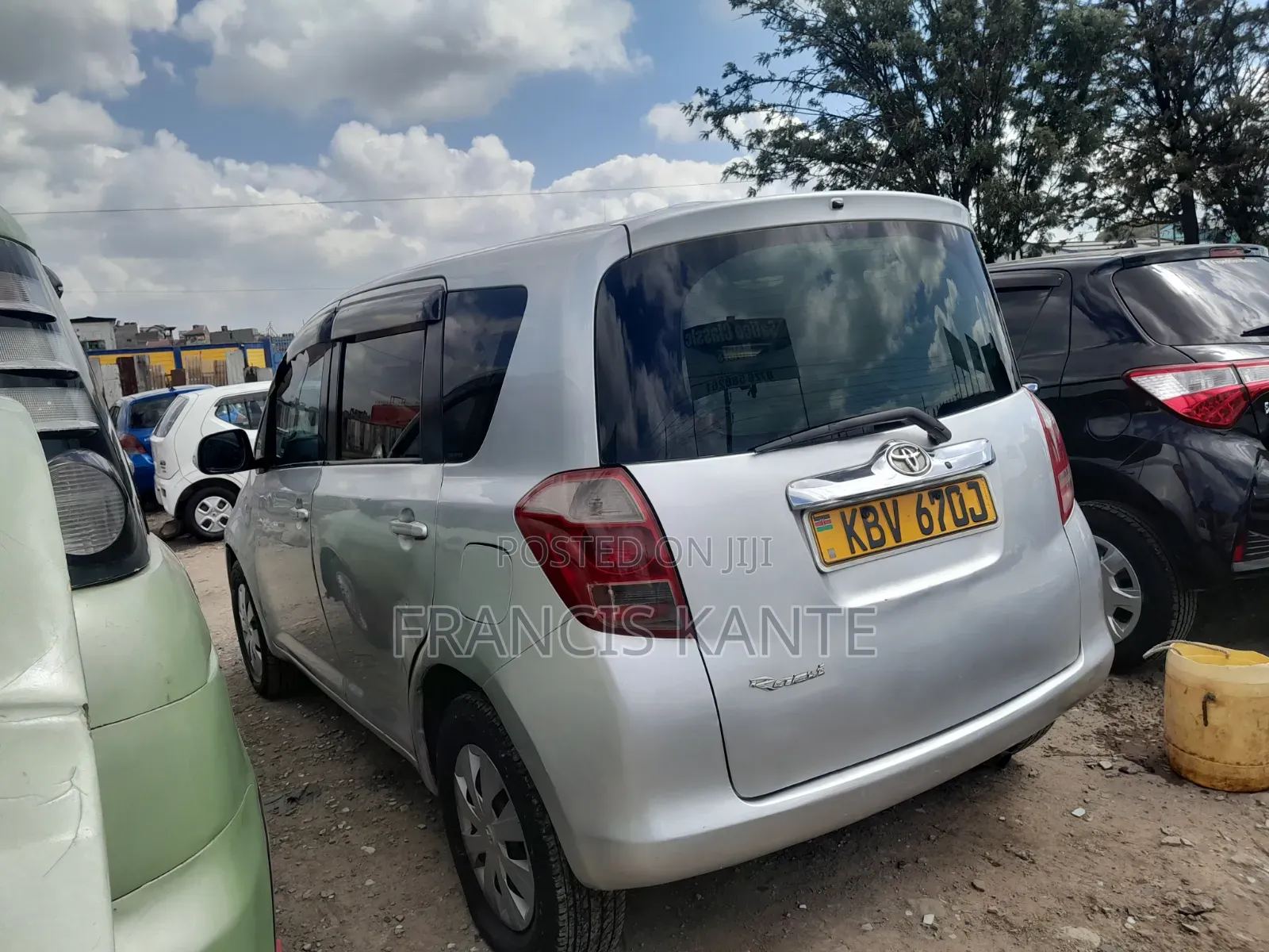 Toyota Ractis 2005 Silver