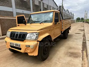Mahindra Commander 2017 Yellow