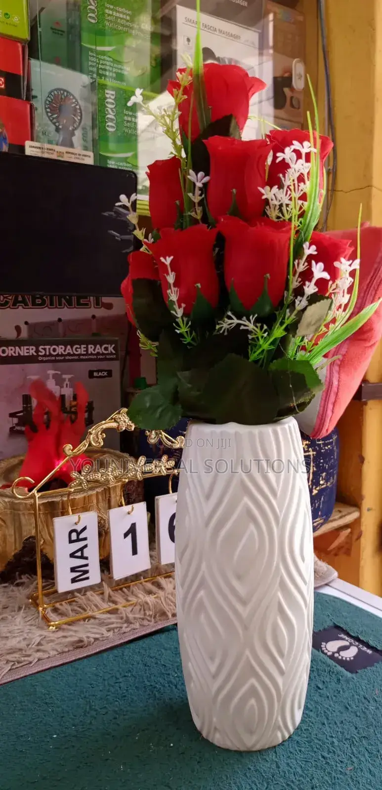 **Rose Bunch | **Textured Vase** 600
Full Set