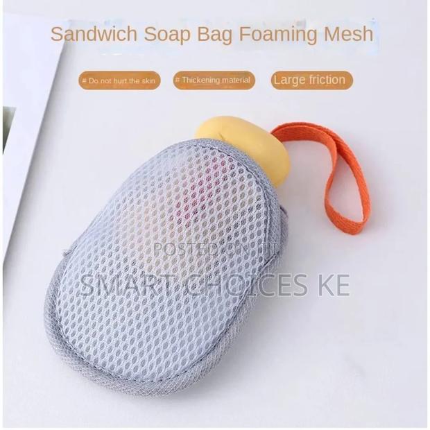 Double Side Soap Net 
Double-Sided Design for Better Cleansing - thumbnail 2