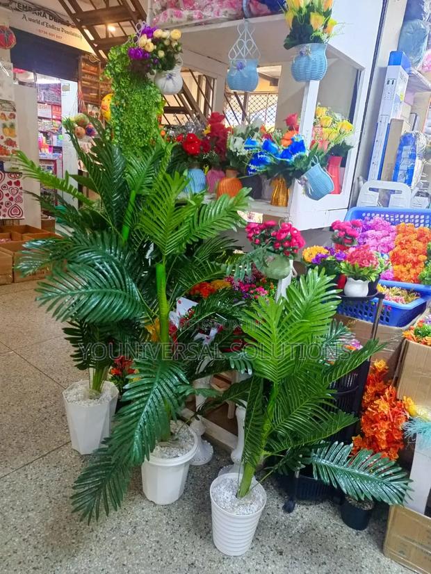 Areca Palm Trees Flower Decoy - main view