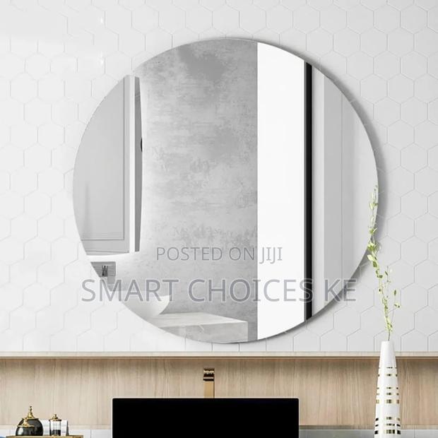 Acrylic Circle Mirror 40×40 
Modern and Elegant Acrylic Mirror - thumbnail 2