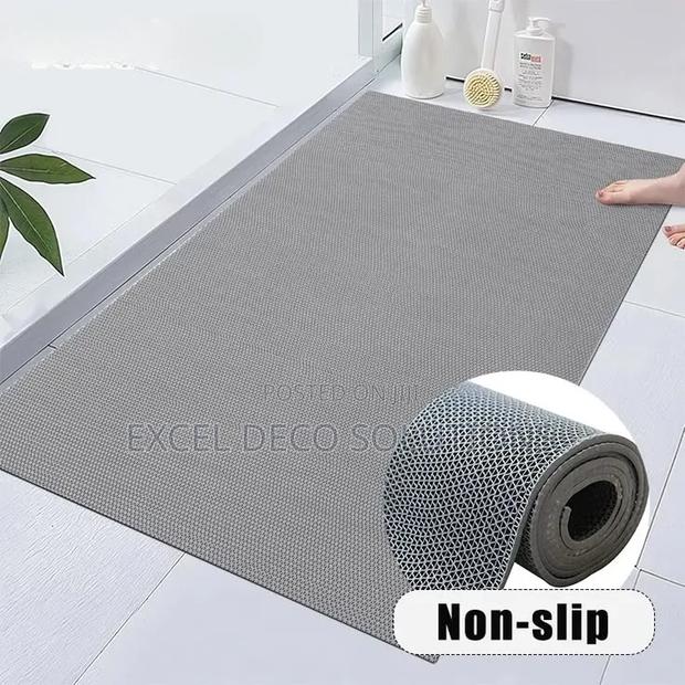 Anti-Slip Mats – Waterproof Grip for Wet Floors