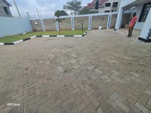 5bdrm Maisonette in Syokimau, Gateway Mall Area for rent
