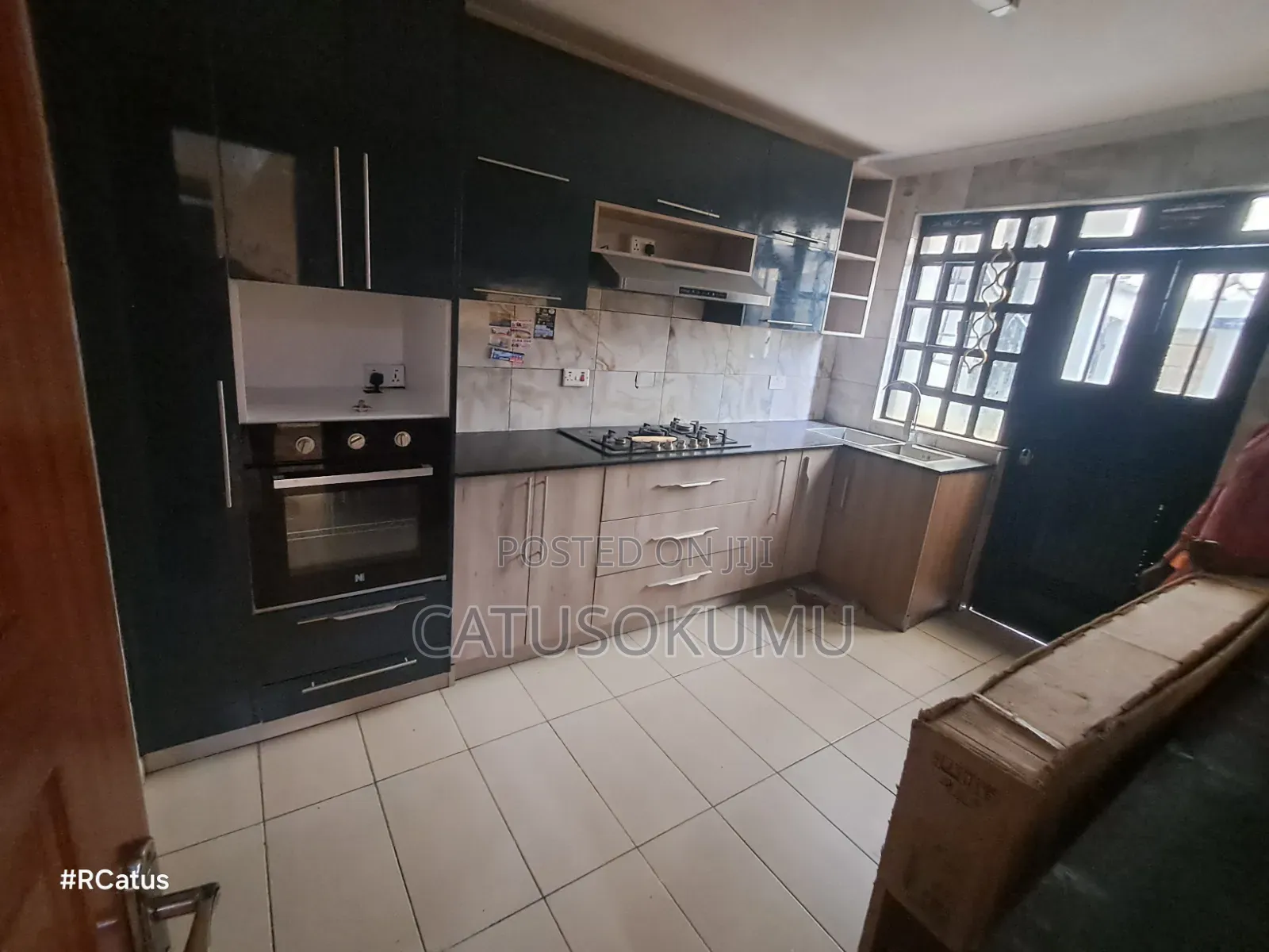 5bdrm Maisonette in Syokimau, Gateway Mall Area for rent