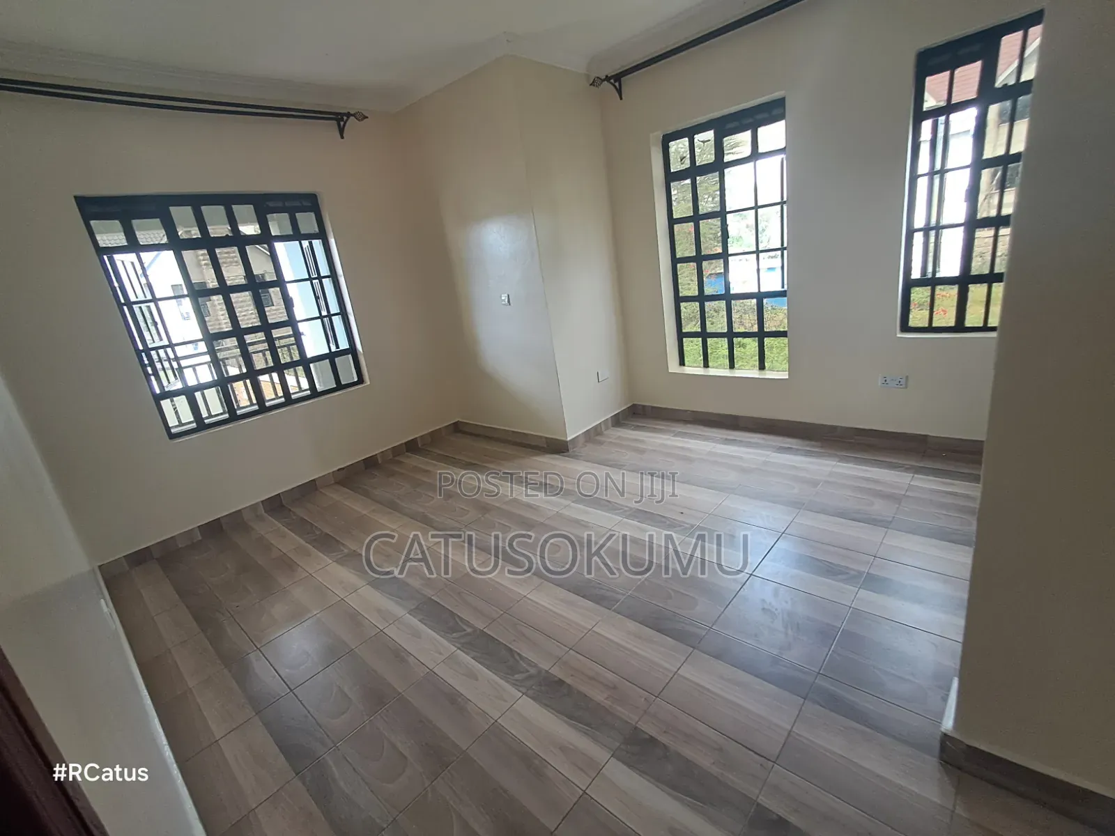 5bdrm Maisonette in Syokimau, Gateway Mall Area for rent