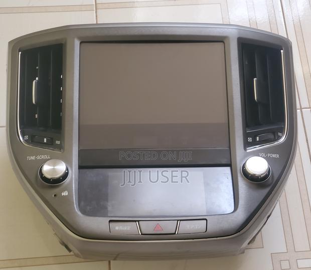 2015 Toyota Crown Radio Unit