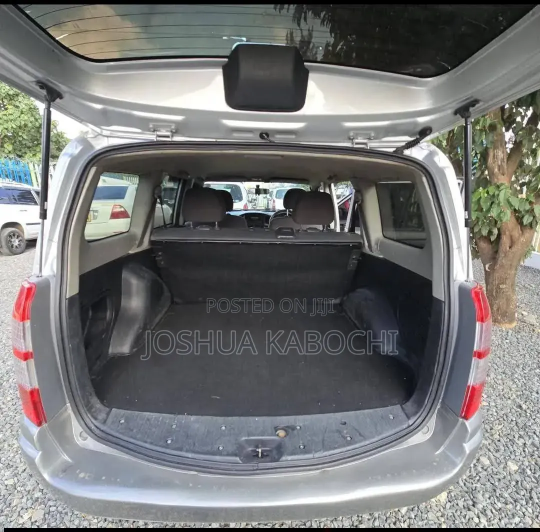 Toyota Succeed 2013 Gray