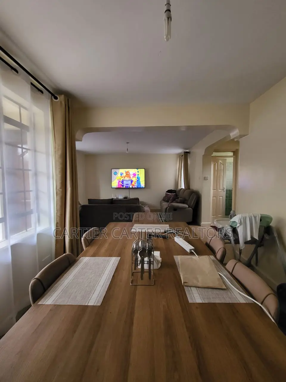 3bdrm House in Gateway Mall Area for sale