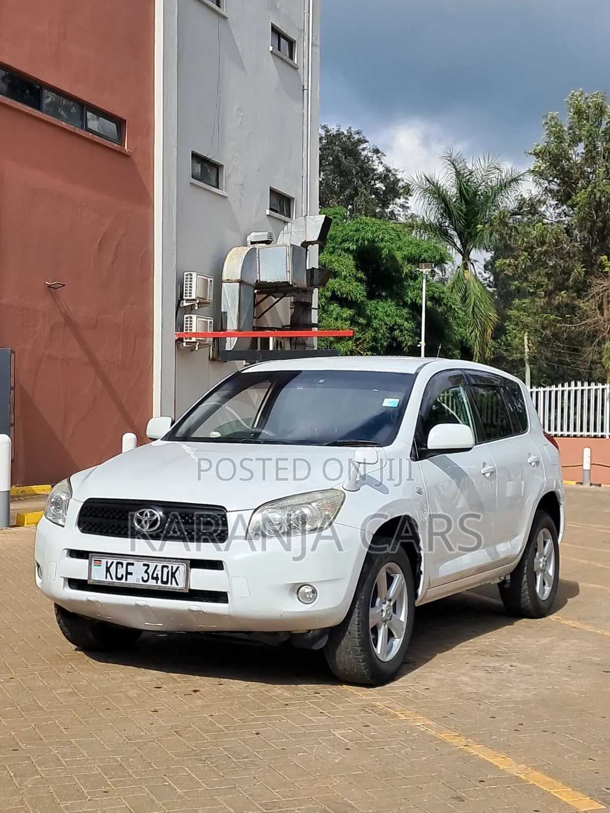 Toyota RAV4 2.4 2008 White