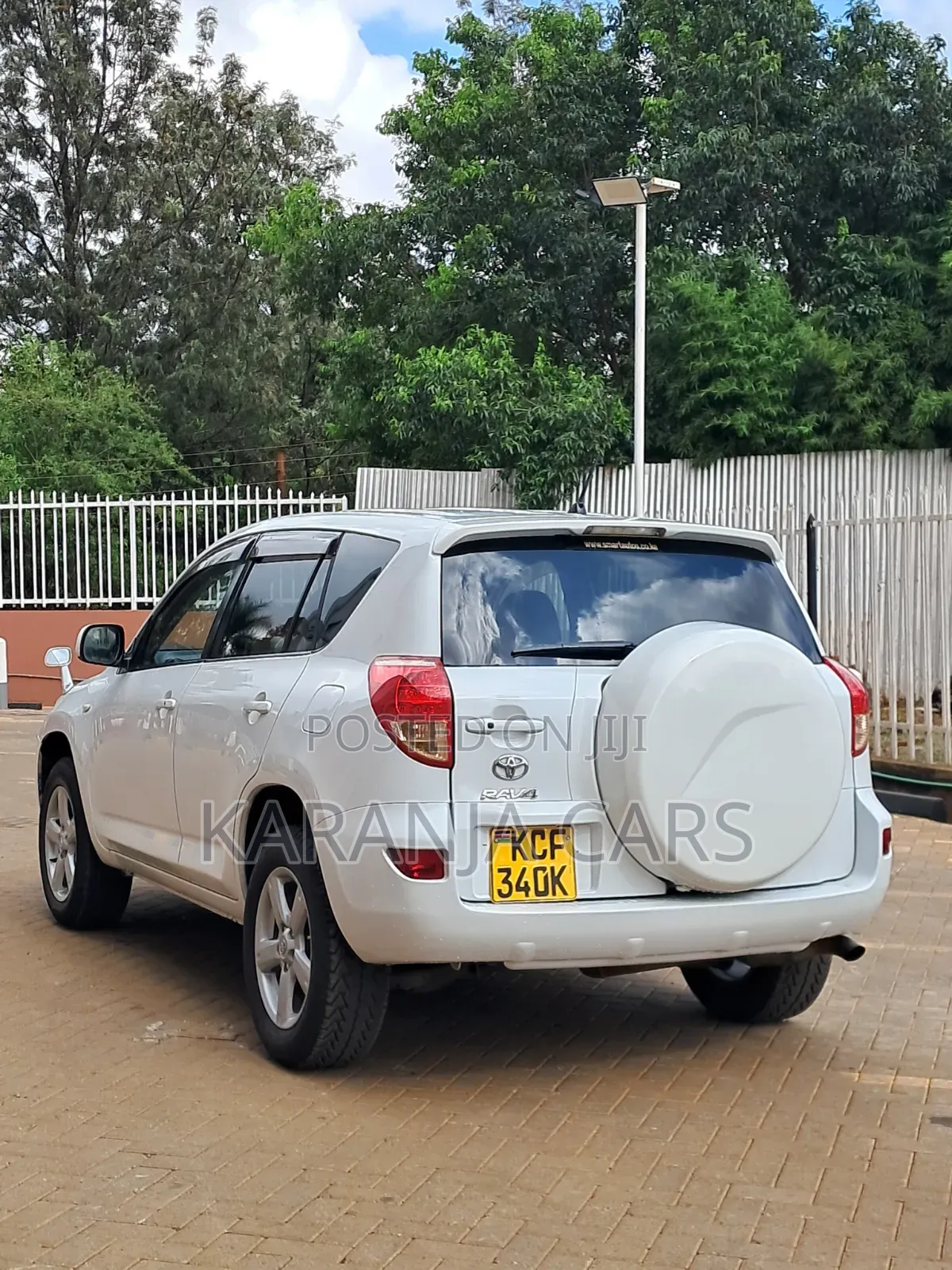 Toyota RAV4 2.4 2008 White