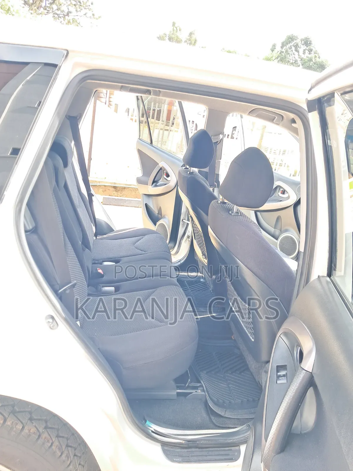 Toyota RAV4 2.4 2008 White