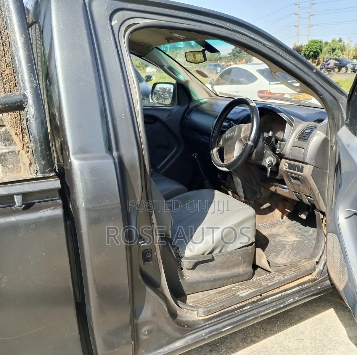 Isuzu D-MAX 2015 Gray