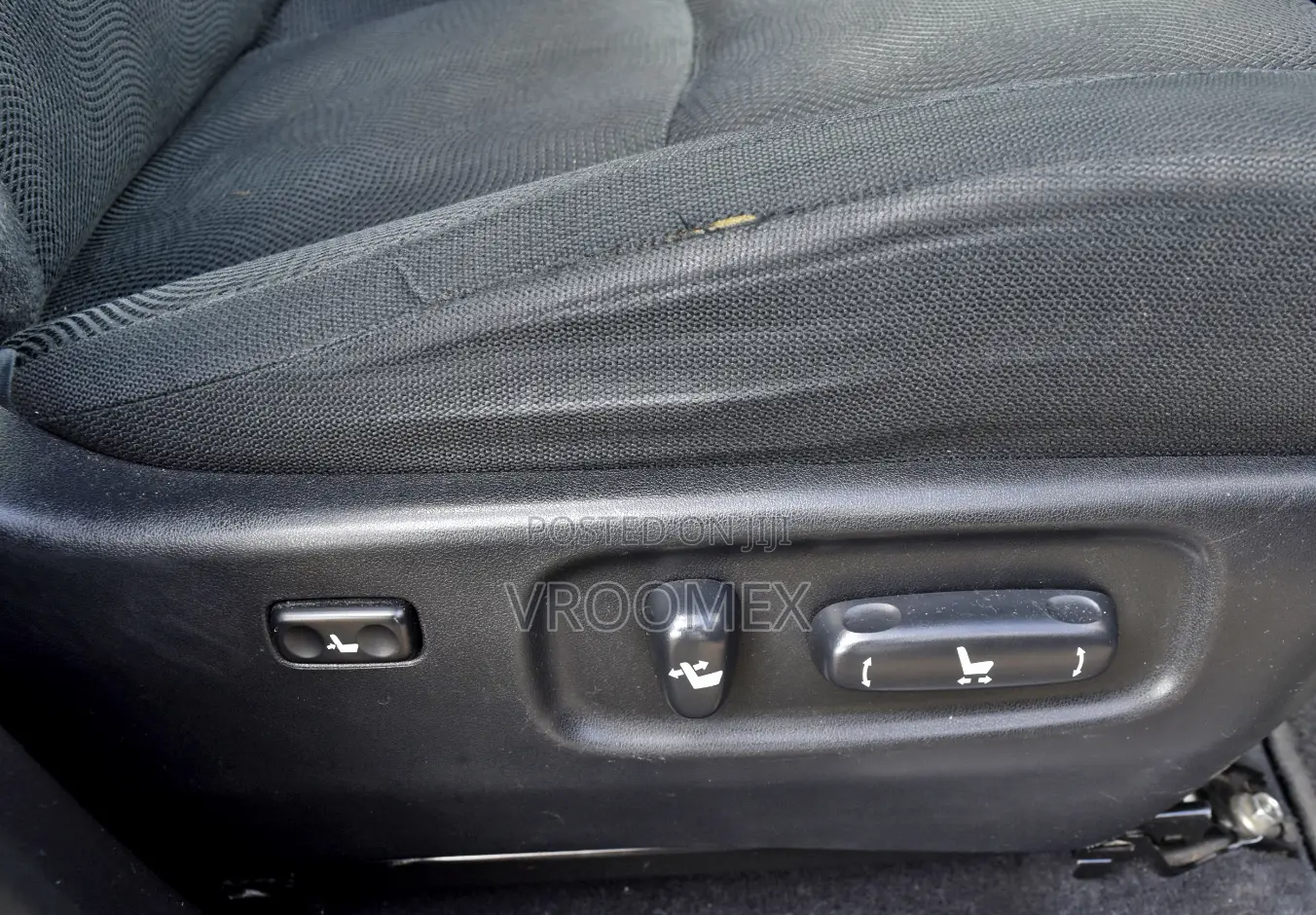 Toyota Harrier 2012 Black