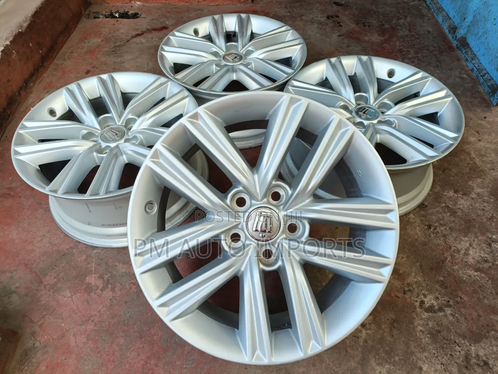Toyota Crown Rims Size 17