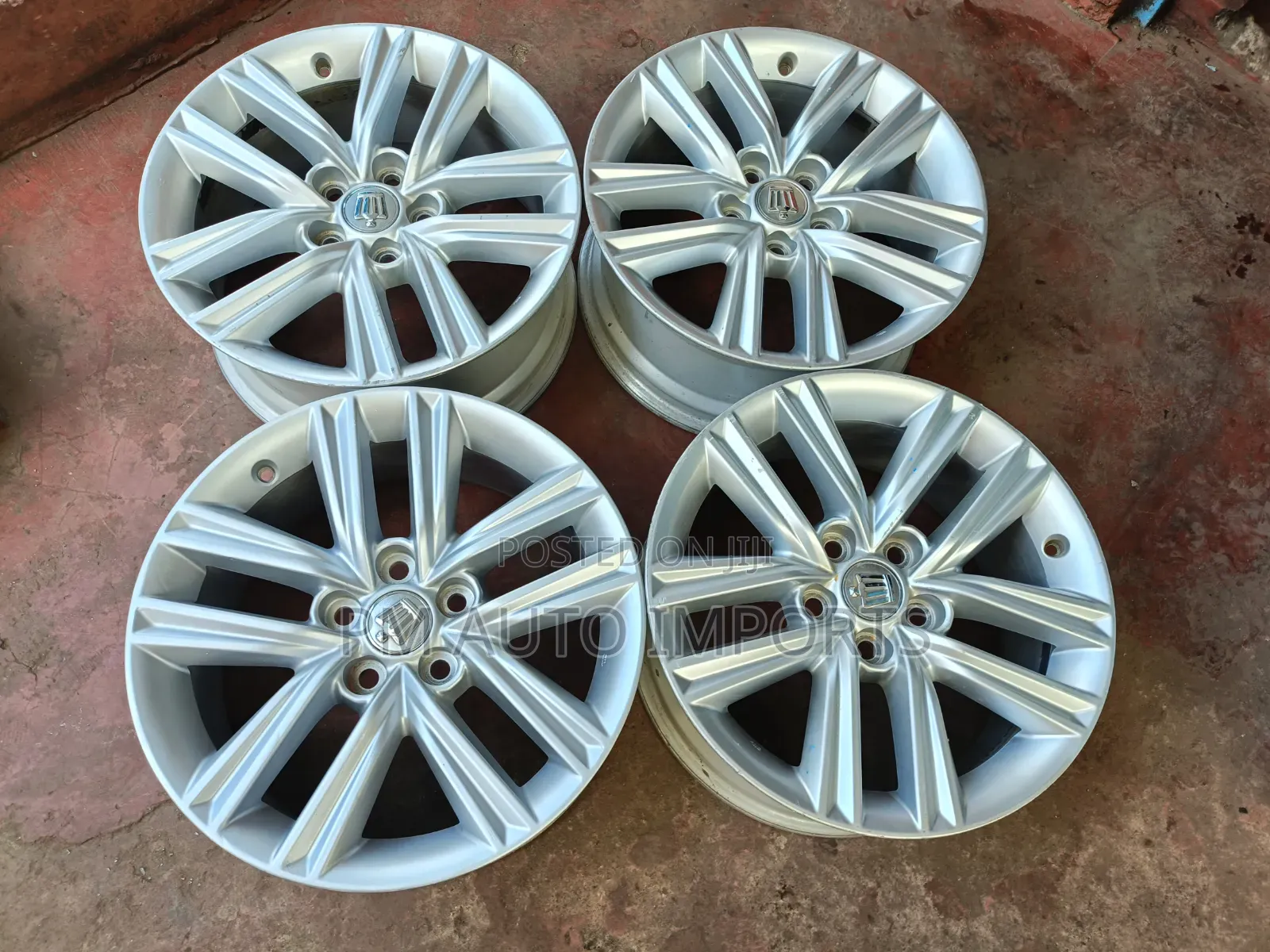 Toyota Crown Rims Size 17