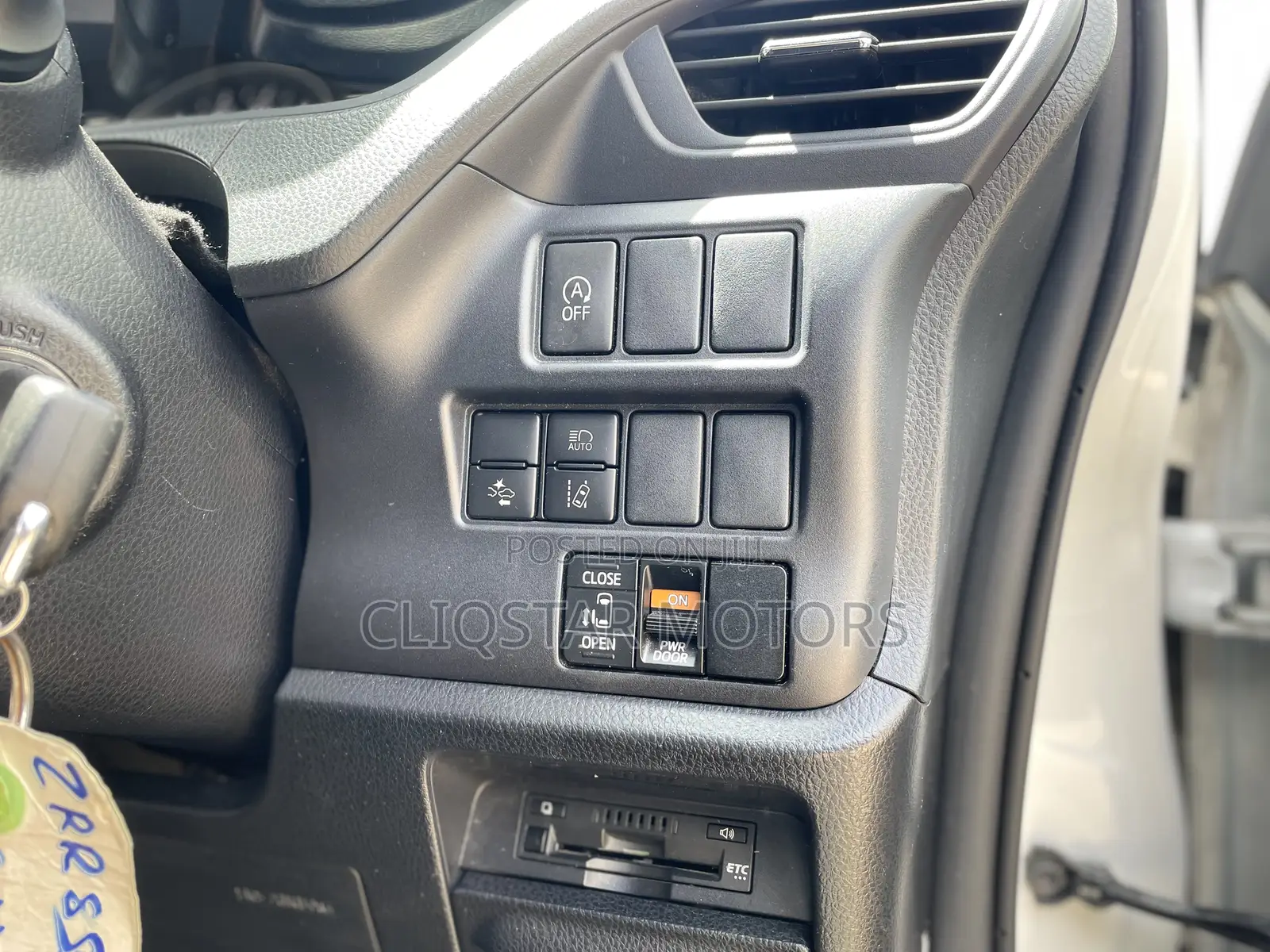 Toyota Voxy 2019 White