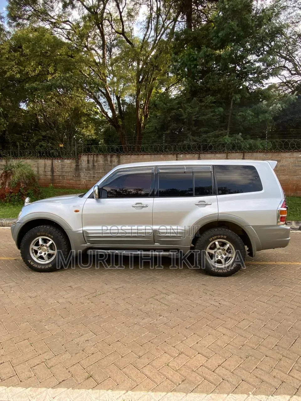 Mitsubishi Pajero 2002 Gray