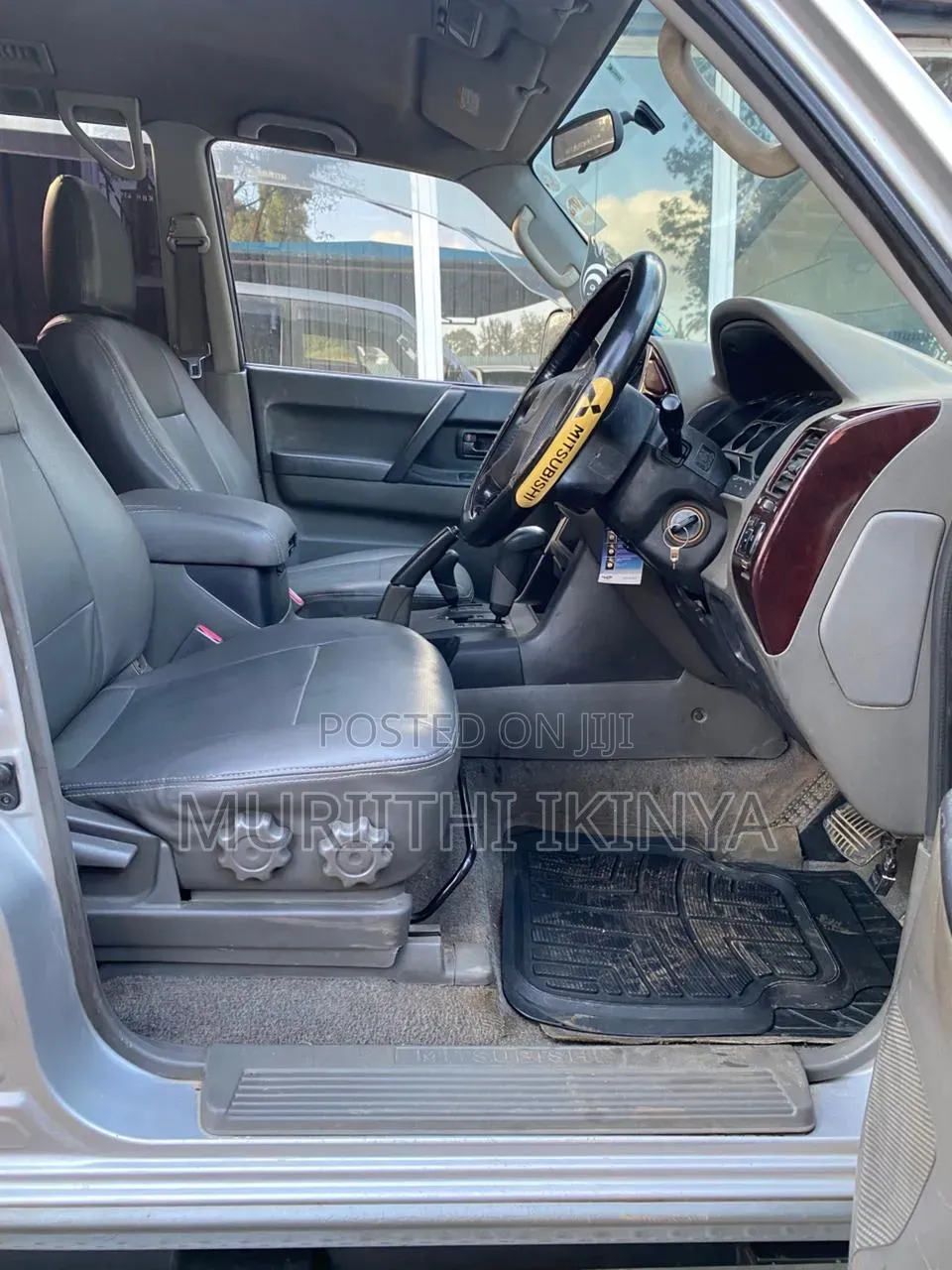 Mitsubishi Pajero 2002 Gray
