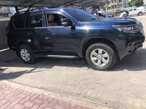 Toyota Land Cruiser Prado 2018 Blue