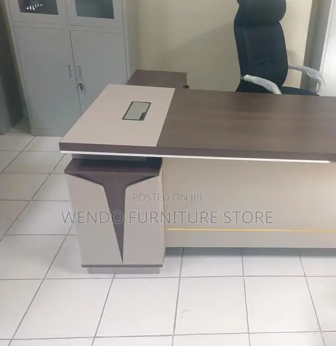 Office Desk; 1.8 Meters Executive Officials Desk With Power Cable