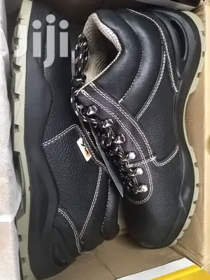 Yamato Safety Boots Available In All Sizes