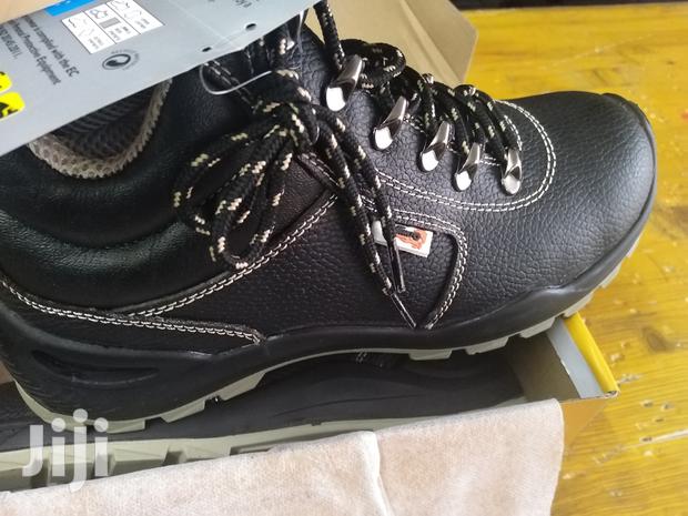 Yamato Safety Boots Available In All Sizes - thumbnail 3