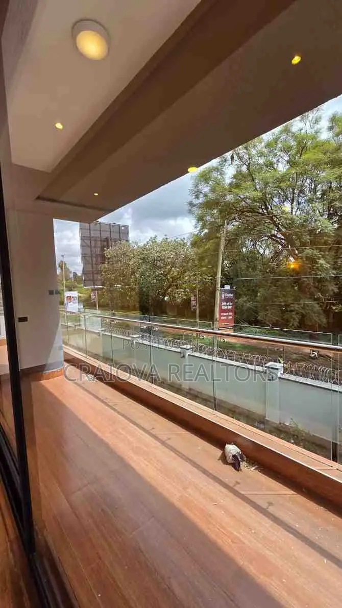 8bdrm Duplex in Spring Valley for sale