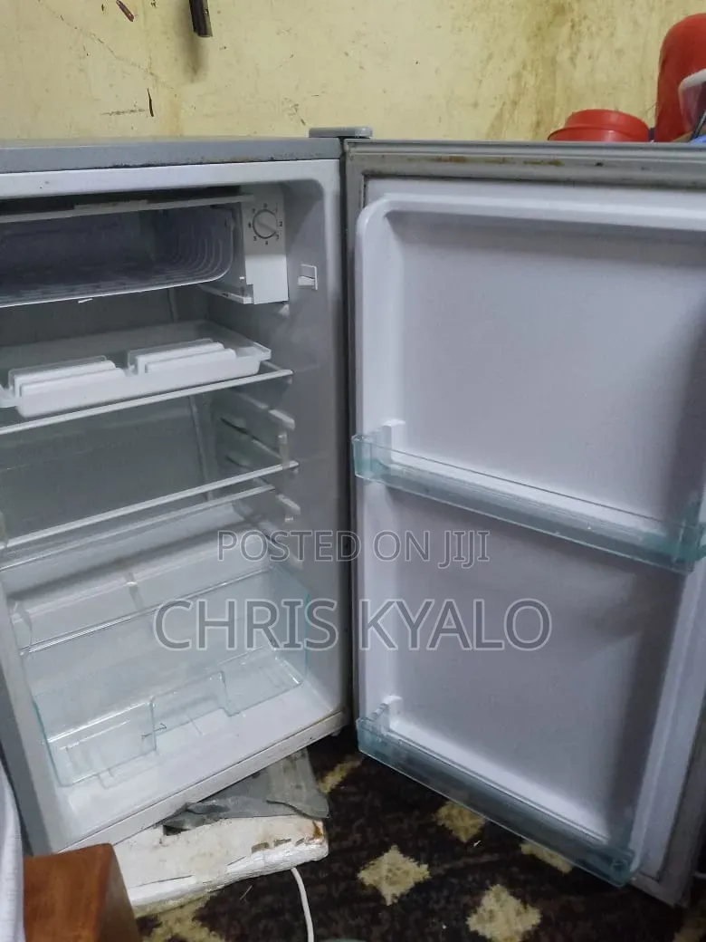 90l Single Door Nunix Fridge Plus Chips Warmer