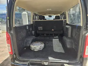 Toyota HiAce 2019 Black