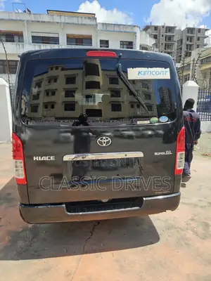 Toyota HiAce 2019 Black