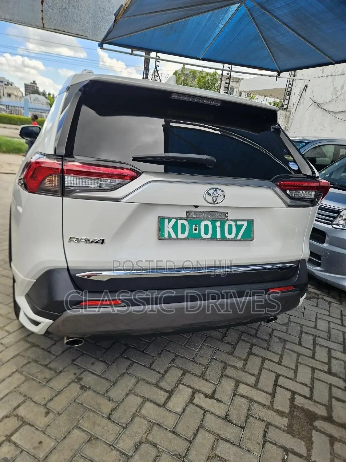 Toyota RAV4 2020 White